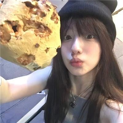 靓仔斗大鳄